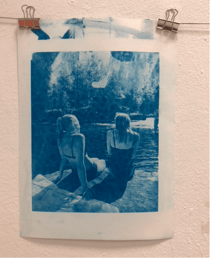 Behind the scenes in Mina's studio